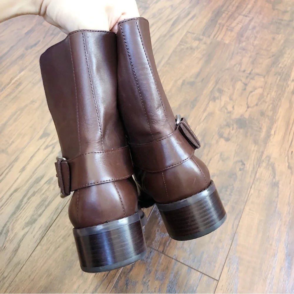Donald J Pliner • Donata 2 ankle boots brown leather buckle strap moto